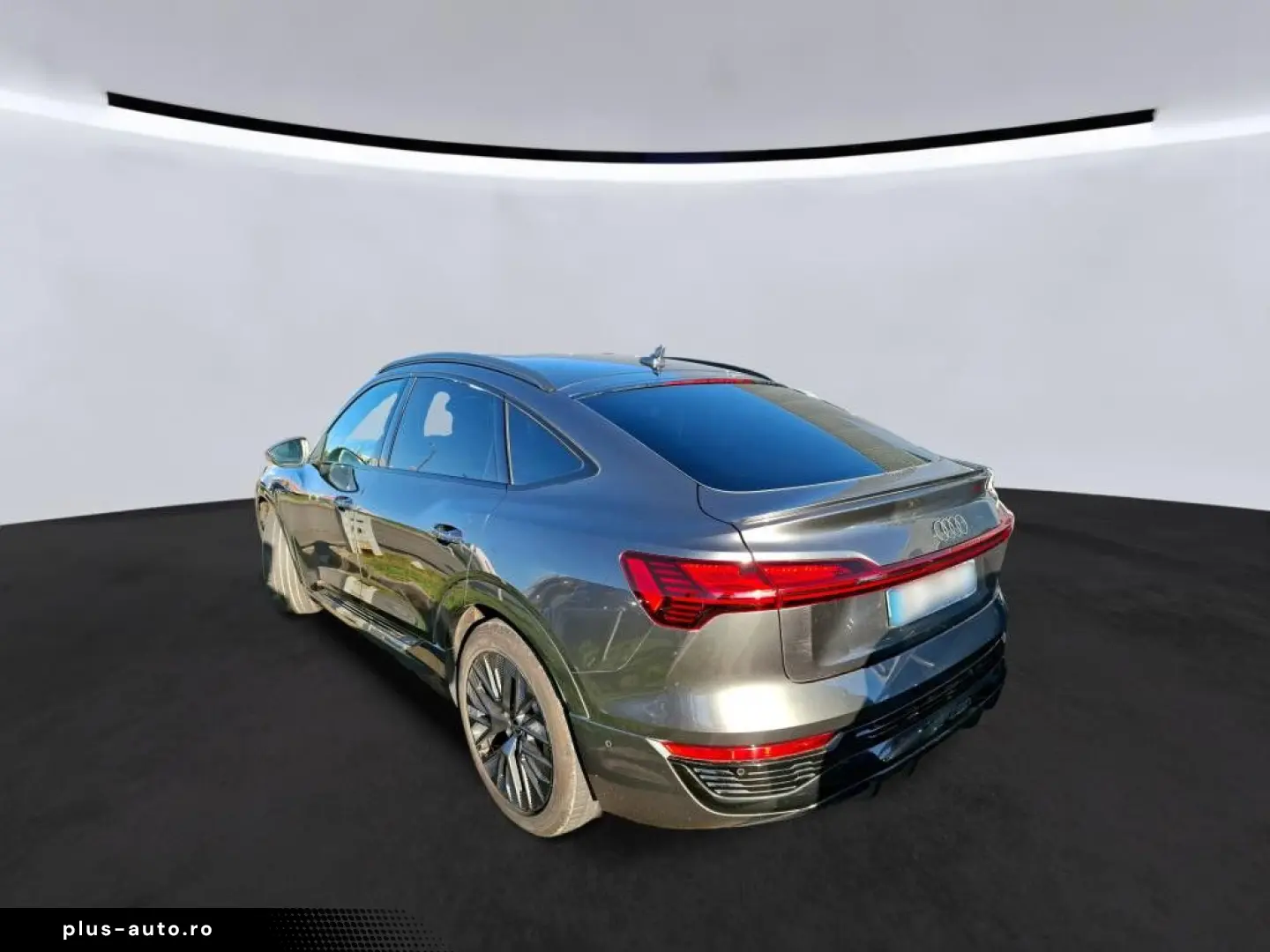 AUDI Q8 SB 55 quattro S line Pano Navi Matrix SHZ e-t