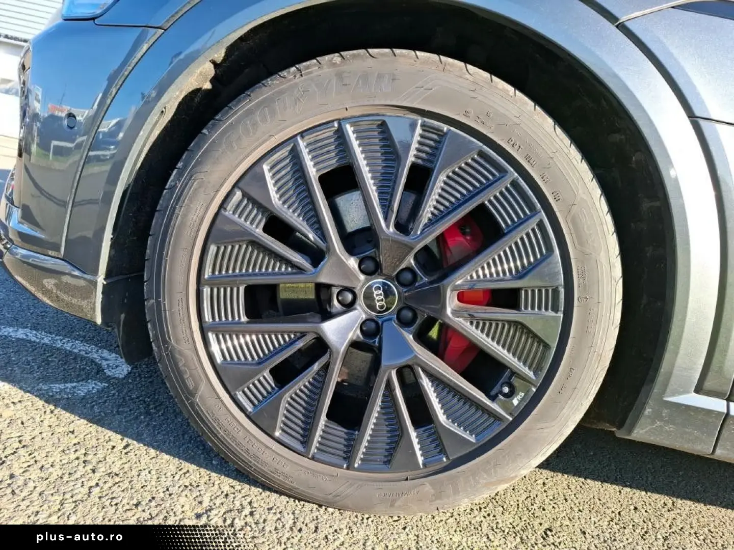 AUDI Q8 SB 55 quattro S line Pano Navi Matrix SHZ e-t