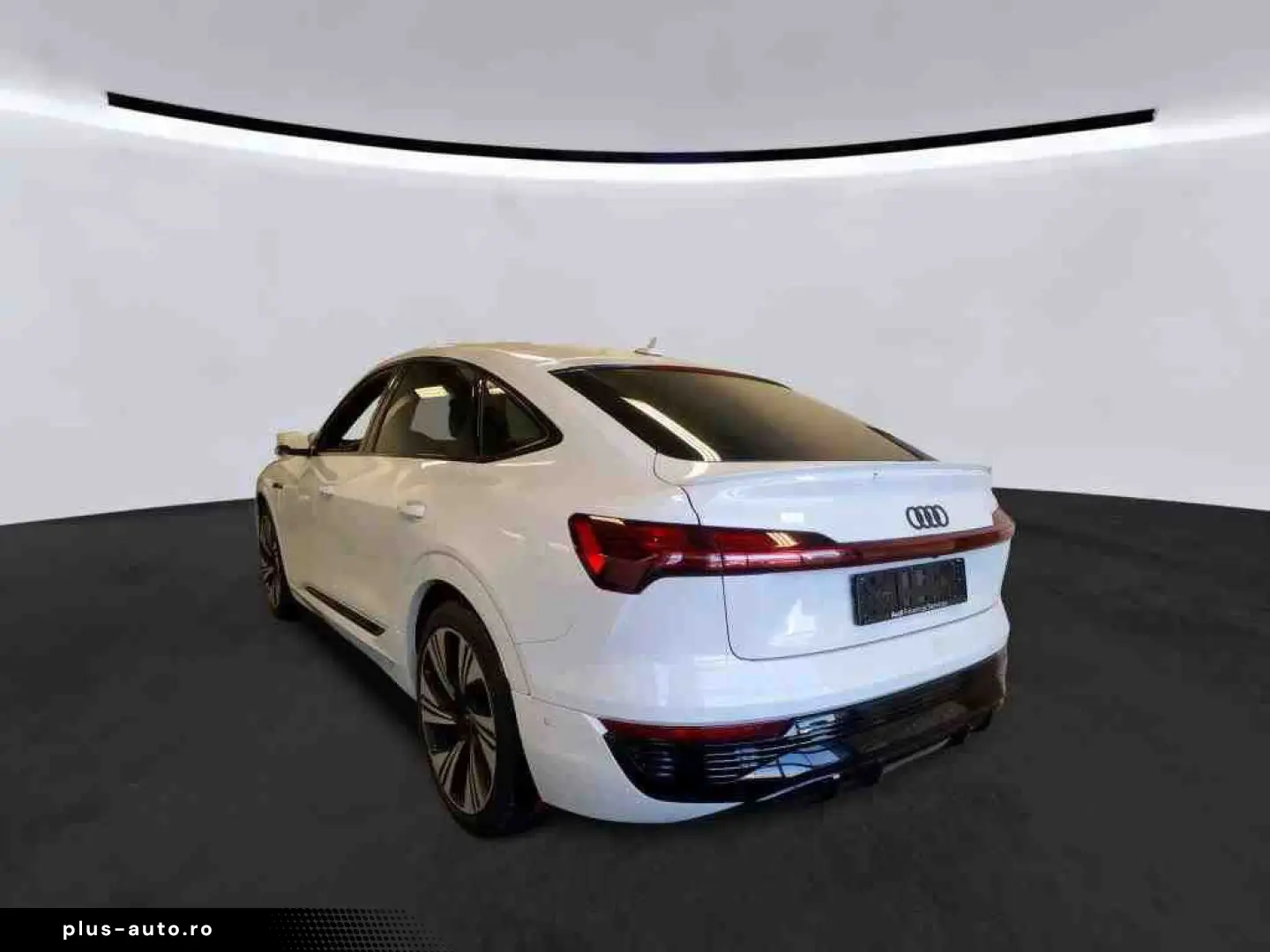 AUDI Q8 SB 55 S-Line PANO AHK MATRIX LEDER SHZ 55 qua