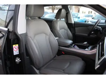 AUDI Q8 55 TFSI e qu. S-Line - Tour Kamera HUD MTRX 1