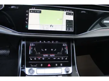 AUDI Q8 55 TFSI e qu. S-Line - Tour Kamera HUD MTRX 1