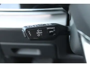 AUDI Q8 55 TFSI e qu. S-Line - Tour Kamera HUD MTRX 1