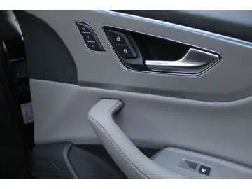 AUDI Q8 55 TFSI e qu. S-Line - Tour Kamera HUD MTRX 1