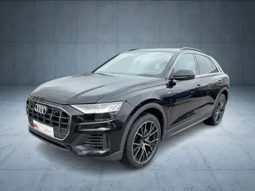 AUDI Q8 SUV 55 TFSI qu. tiptr. Matrix Stdhzg 22 PANO