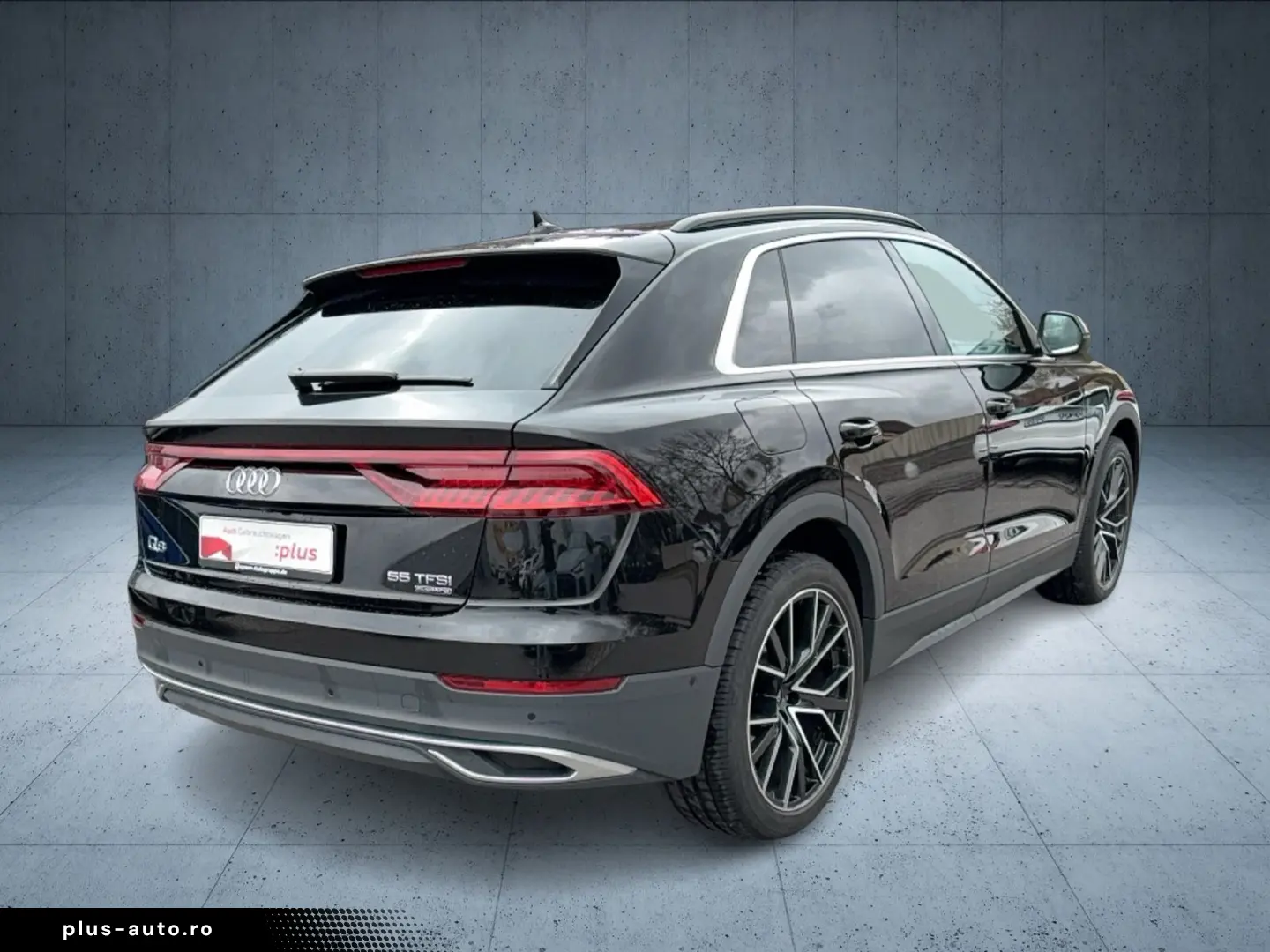 AUDI Q8 SUV 55 TFSI qu. tiptr. Matrix Stdhzg 22 PANO