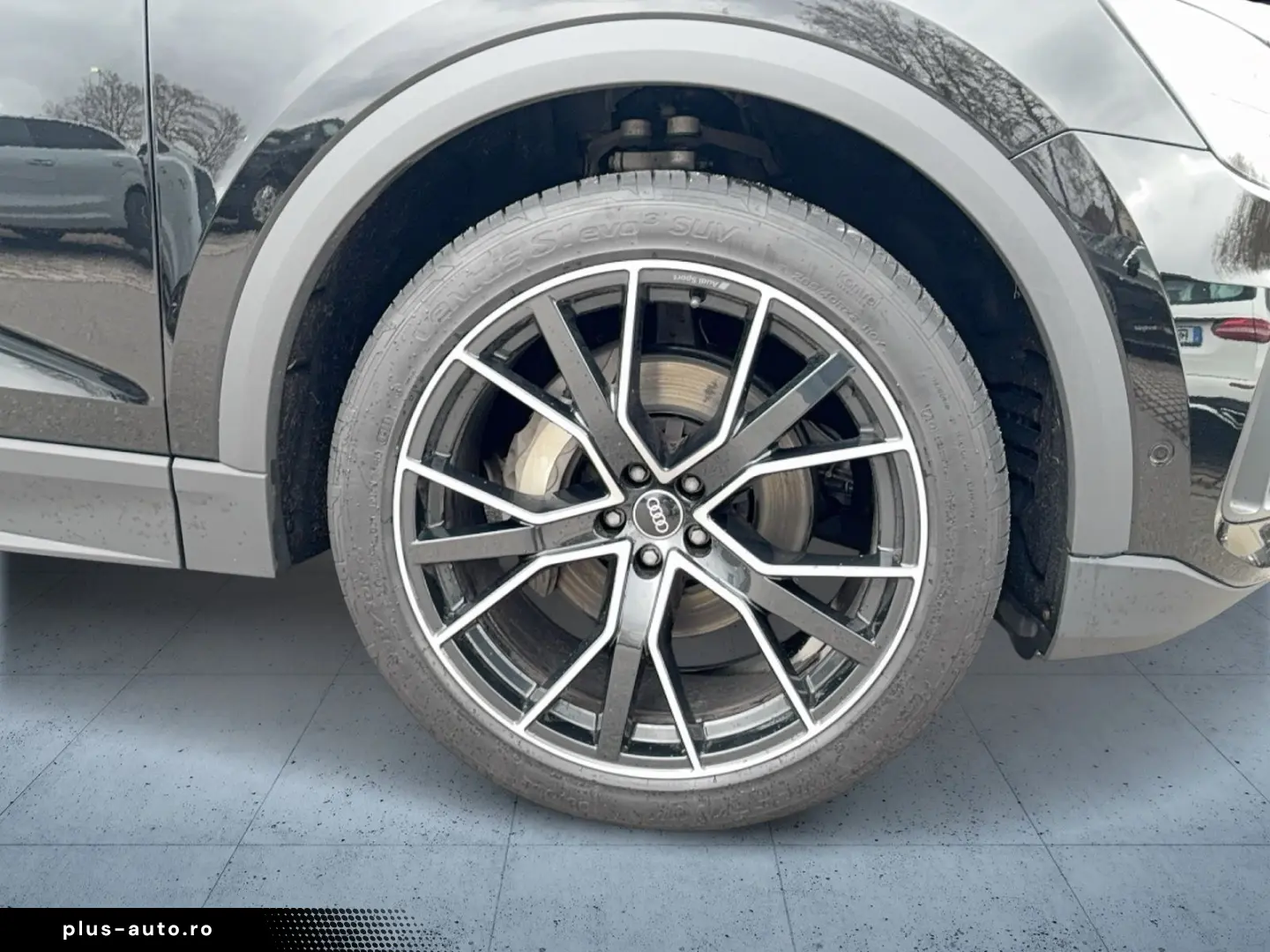 AUDI Q8 SUV 55 TFSI qu. tiptr. Matrix Stdhzg 22 PANO