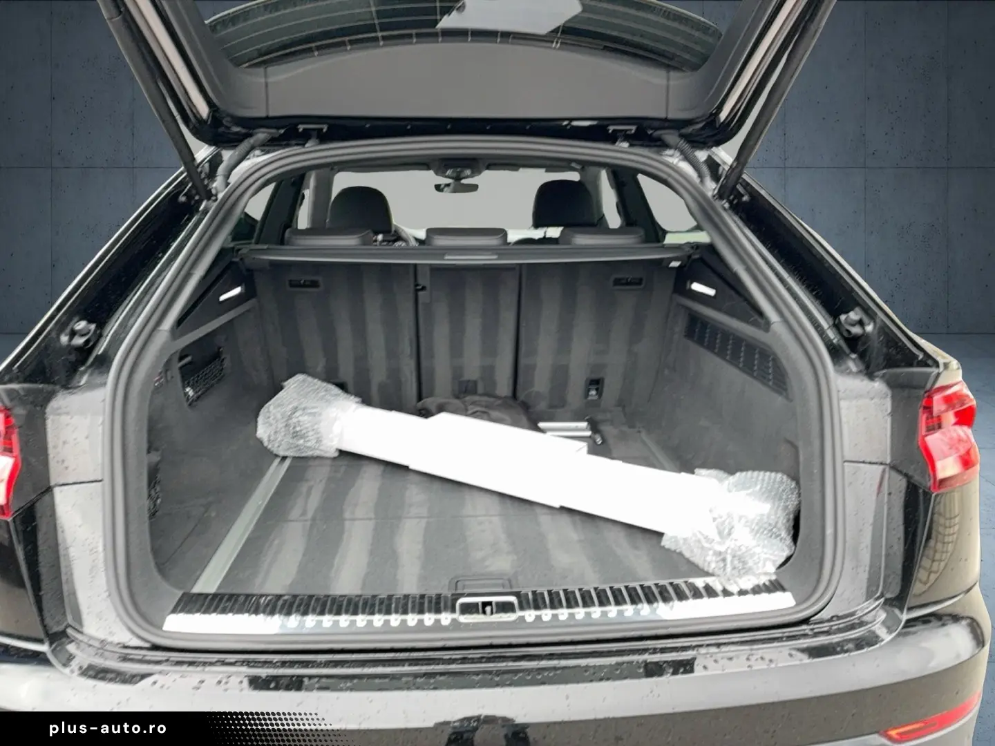 AUDI Q8 SUV 55 TFSI qu. tiptr. Matrix Stdhzg 22 PANO