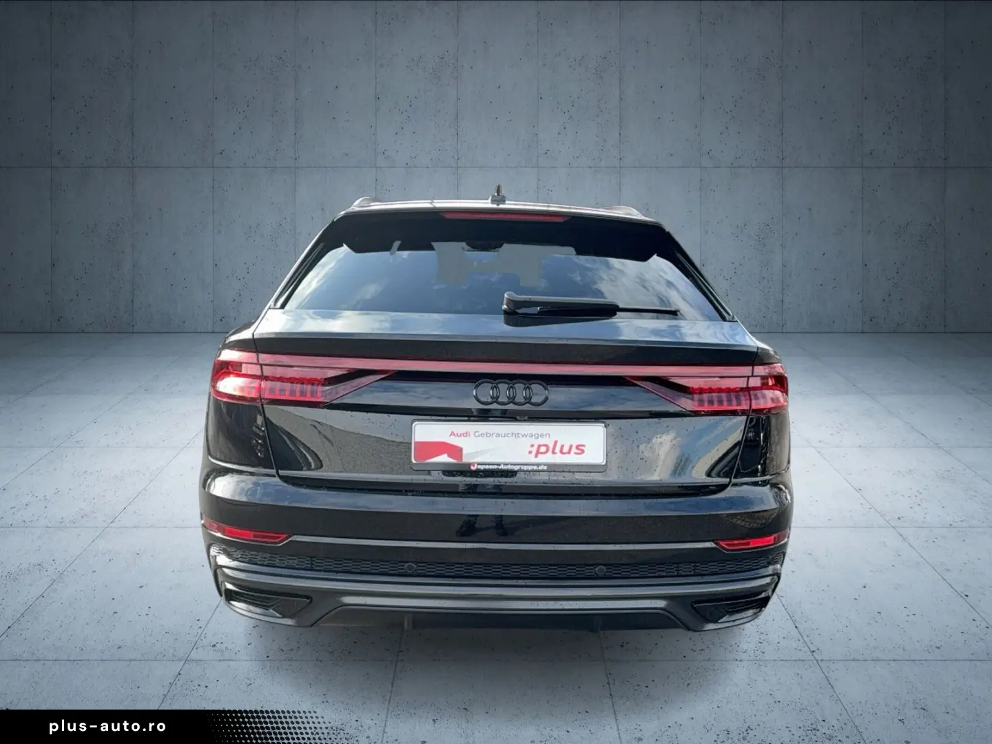 AUDI Q8 SUV 55 TFSI qu. tiptr. 23 Stdhzg Matrix PANO