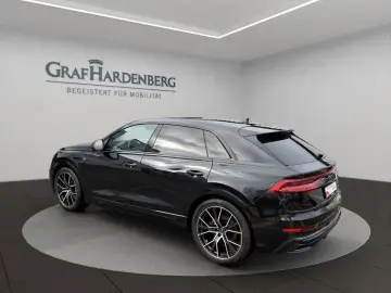 AUDI Q8 55 TFSI qu. tiptronic Matrix Pano 360  ACC
