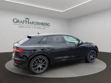 AUDI Q8 55 TFSI qu. tiptronic Matrix Pano 360  ACC
