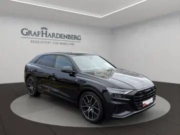 AUDI Q8 55 TFSI qu. tiptronic Matrix Pano 360  ACC
