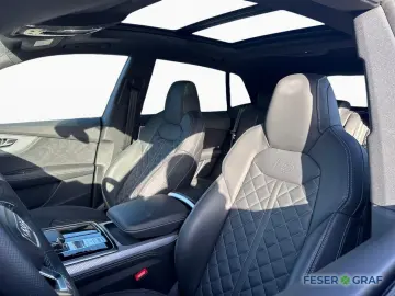 AUDI Q8 50 TDI qu 2x S line AHK LUFT PANO 360  MATRIX