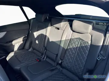 AUDI Q8 50 TDI qu 2x S line AHK LUFT PANO 360  MATRIX