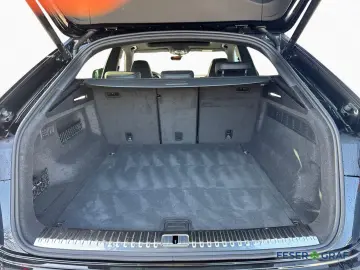 AUDI Q8 50 TDI qu 2x S line AHK LUFT PANO 360  MATRIX
