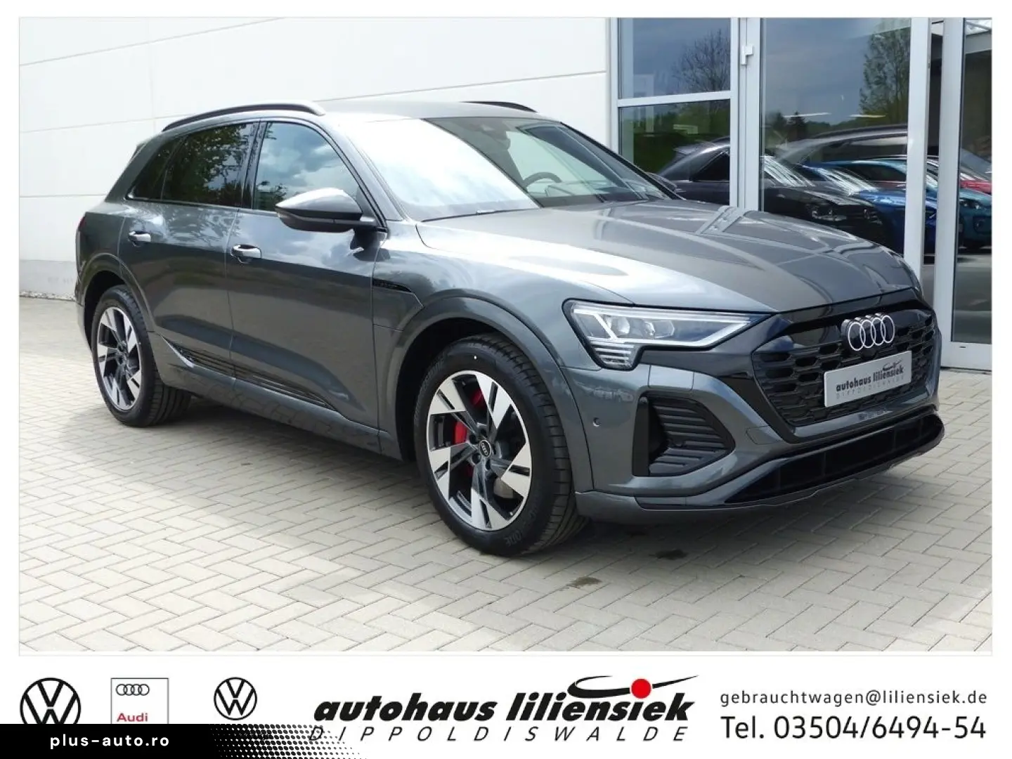 AUDI Q8 55 e-tron quattro 300KW S line  LED ACC PDC