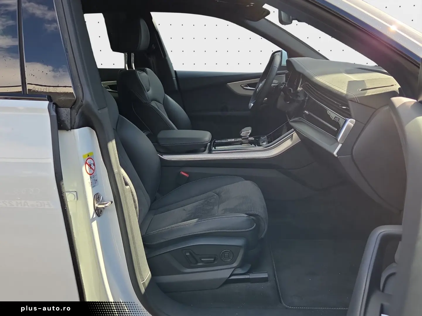 AUDI Q8 SUV 50 TDI quattro S line Optikpaket Pano vir