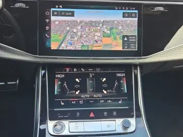 AUDI Q8 SUV 50 TDI quattro S line Optikpaket Pano vir