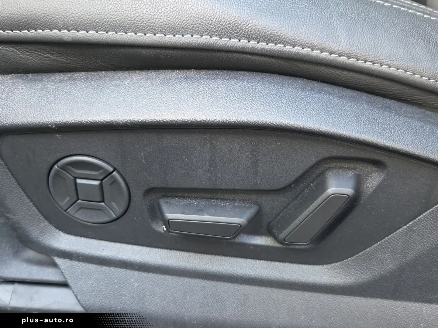 AUDI Q8 SUV 50 TDI quattro S line Optikpaket Pano vir