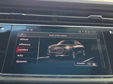 AUDI Q8 SUV 50 TDI quattro S line Optikpaket Pano vir