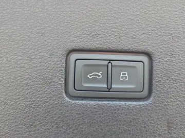 AUDI Q8 50 TDI quattro S line Navi LED Alu B&O PDC Pa