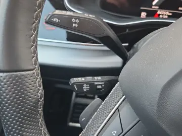 AUDI Q8 50 TDI quattro S line Navi Matrix Alu B&O HUD