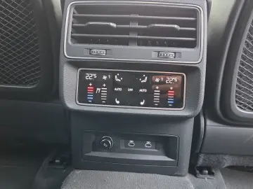 AUDI Q8 50 TDI quattro S line Navi Matrix Alu B&O HUD