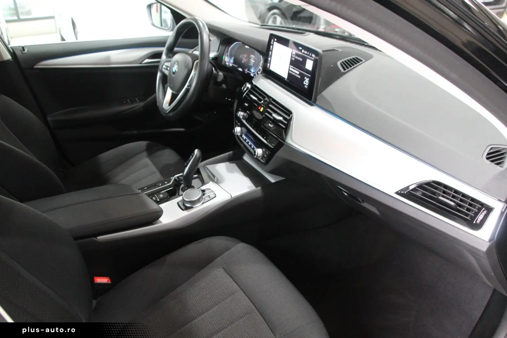 BMW 530 e  HUD LASER CAM TOT SPUR VIRTUAL