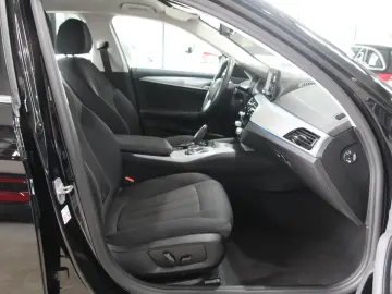 BMW 530 e  HUD LASER CAM TOT SPUR VIRTUAL