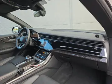 AUDI Q8 50 TDI qu S line competition CARBON STANDHZG
