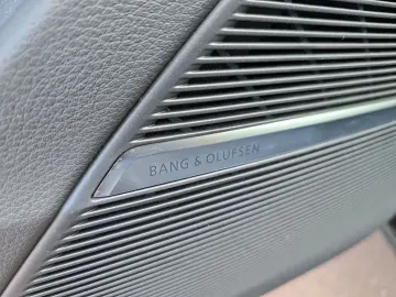 AUDI Q8 50 TDI qu S line competition CARBON STANDHZG