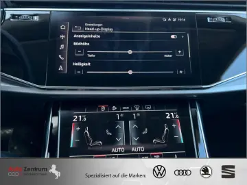 AUDI Q8 55 TFSI quat AZN-Haus-FÖRDERUNG  AHK-Luft-HUD