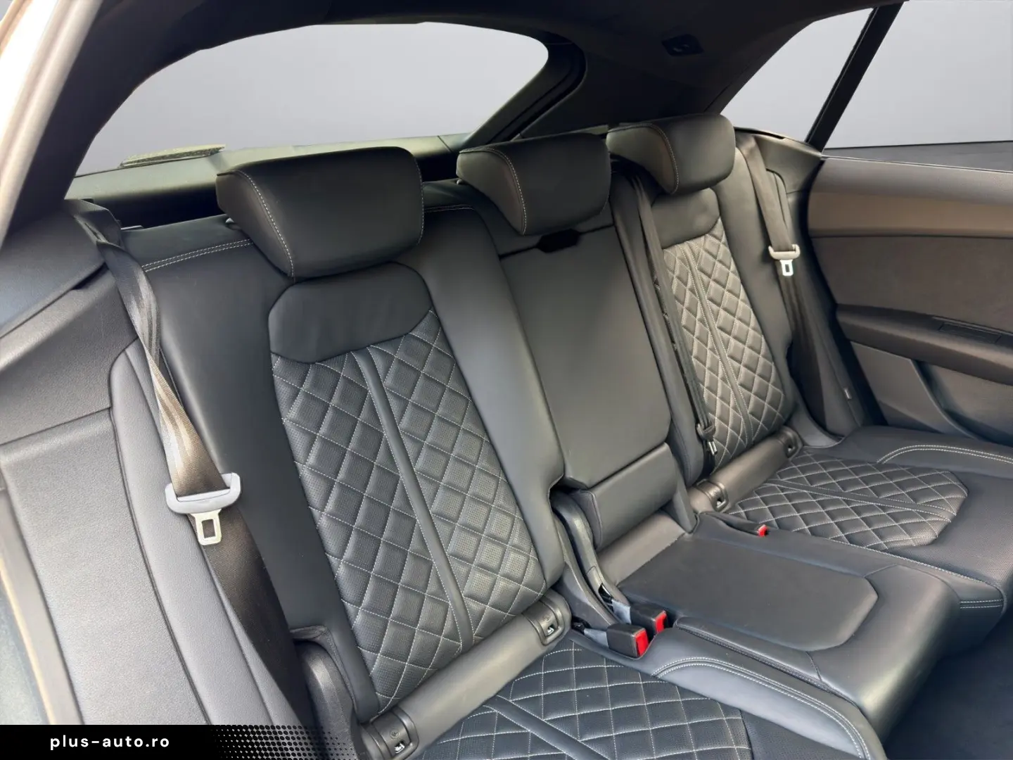 AUDI Q8 50 TDI quattro HUD 360 Memory LED AHK Leder