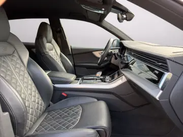 AUDI Q8 50 TDI quattro HUD 360 Memory LED AHK Leder