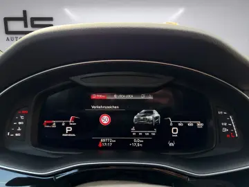AUDI Q8 50 TDI quattro HUD 360 Memory LED AHK Leder