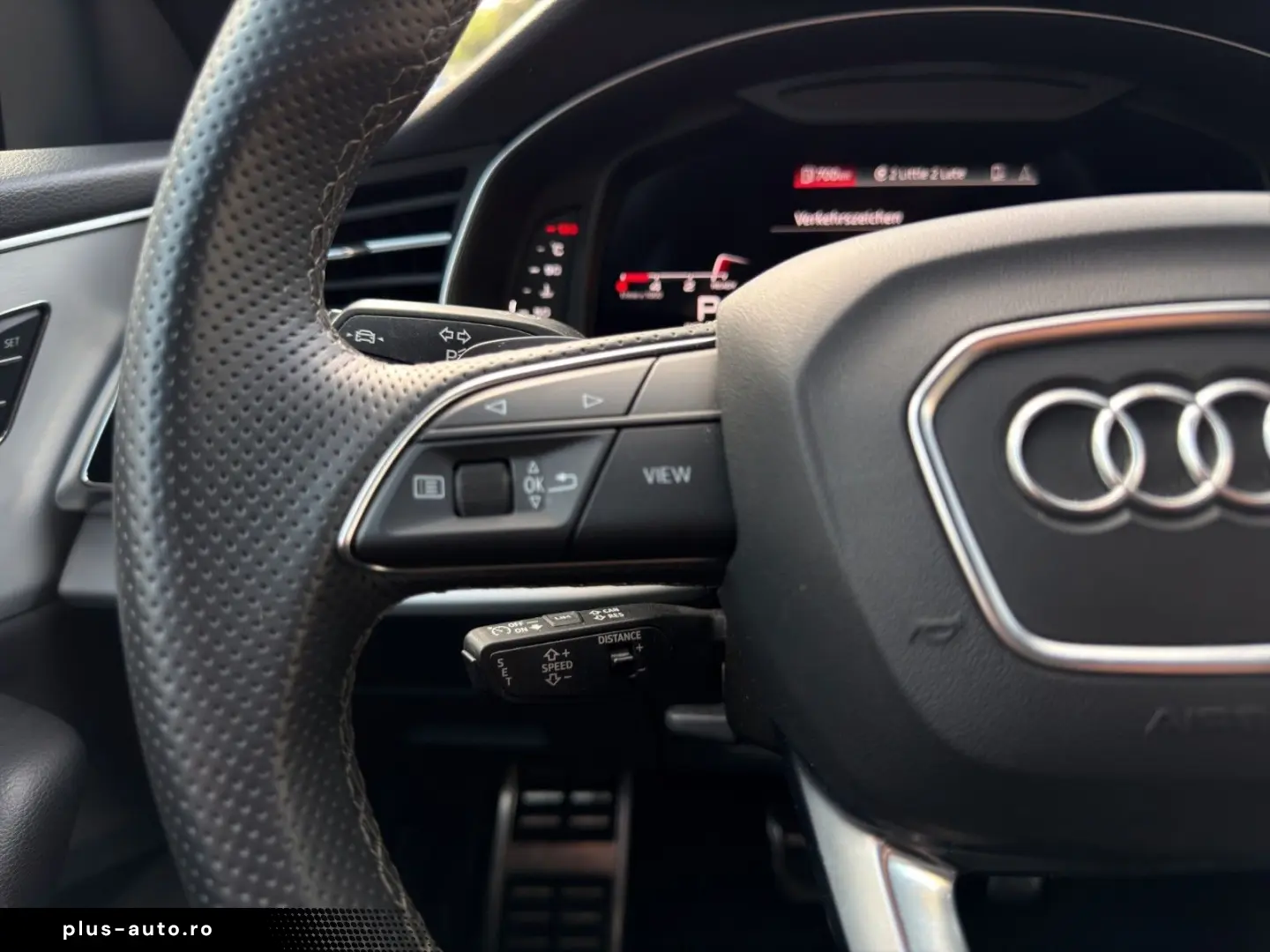 AUDI Q8 50 TDI quattro HUD 360 Memory LED AHK Leder