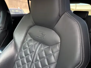 AUDI Q8 50 TDI quattro HUD 360 Memory LED AHK Leder