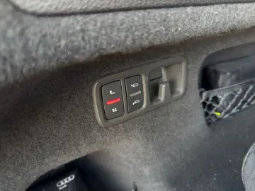 AUDI Q8 50 TDI quattro HUD 360 Memory LED AHK Leder