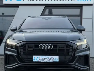AUDI Q8 50 TDI quattro S line AHK MATRIX PANO 23 LM