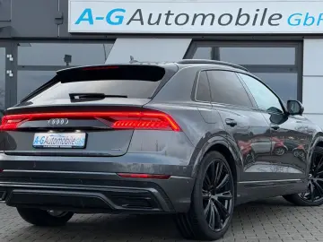 AUDI Q8 50 TDI quattro S line AHK MATRIX PANO 23 LM