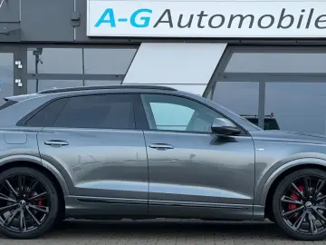 AUDI Q8 50 TDI quattro S line AHK MATRIX PANO 23 LM