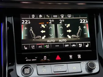 AUDI Q8 50 TDI quattro S line AHK MATRIX PANO 23 LM