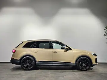 AUDI Q7 50 TDI Exclusive Edition Matrix B&O 7Sitz 21'