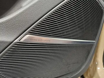 AUDI Q7 50 TDI Exclusive Edition Matrix B&O 7Sitz 21'