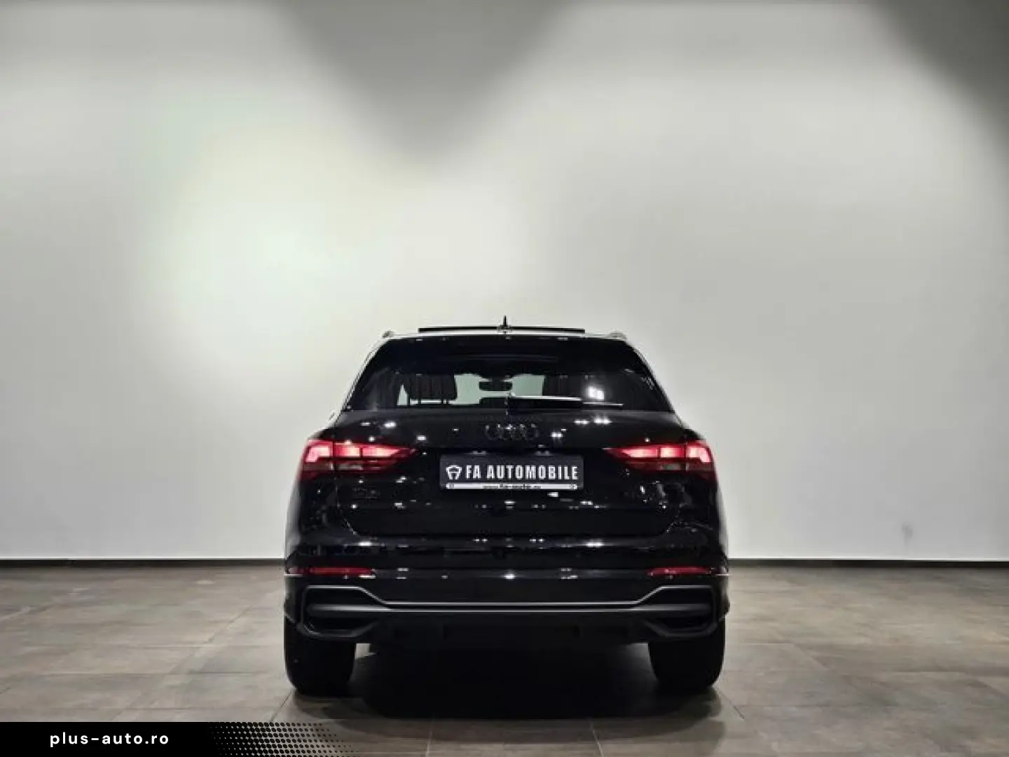 AUDI Q3 35 TFSI S Line Black Pano Led Ahk Kamera 18&&hellip;