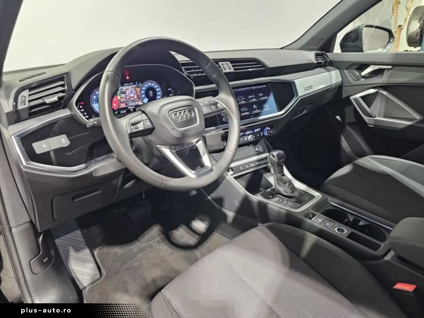 AUDI Q3 35 TFSI S Line Black Pano Led Ahk Kamera 18&&hellip;