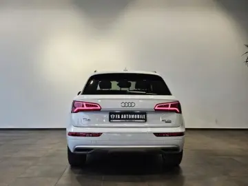 AUDI Q5 TDI S Line Matrix Leder Navi AHK 19 Zoll PDC