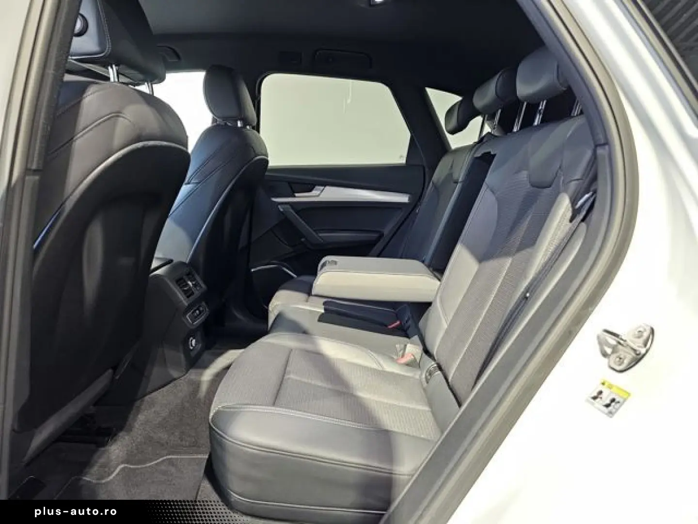 AUDI Q5 TDI S Line Matrix Leder Navi AHK 19 Zoll PDC