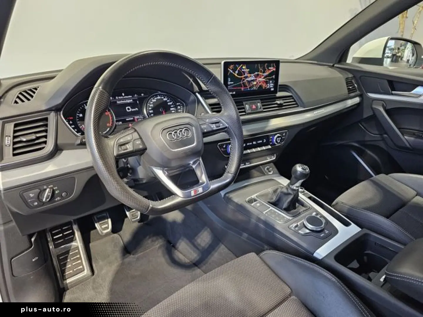 AUDI Q5 TDI S Line Matrix Leder Navi AHK 19 Zoll PDC