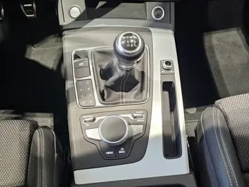 AUDI Q5 TDI S Line Matrix Leder Navi AHK 19 Zoll PDC
