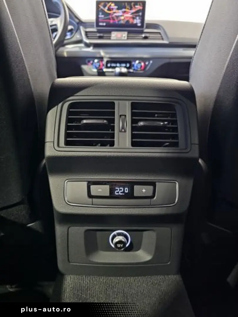 AUDI Q5 TDI S Line Matrix Leder Navi AHK 19 Zoll PDC